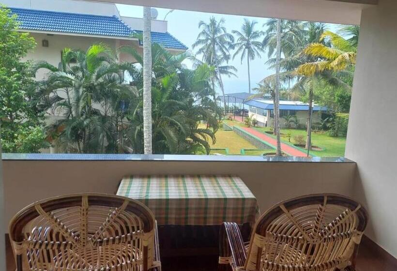 Номер Стандарт Вид на Море с Балконом, Seashore Beach Resort Varkala