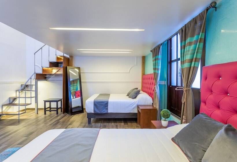 Семейный Номер, Casa Dos Lunas