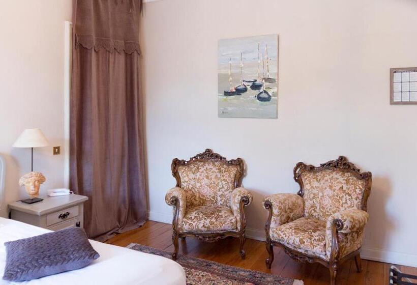 Номер Стандарт, Domaine De Beaupré   Hotel The Originals Relais
