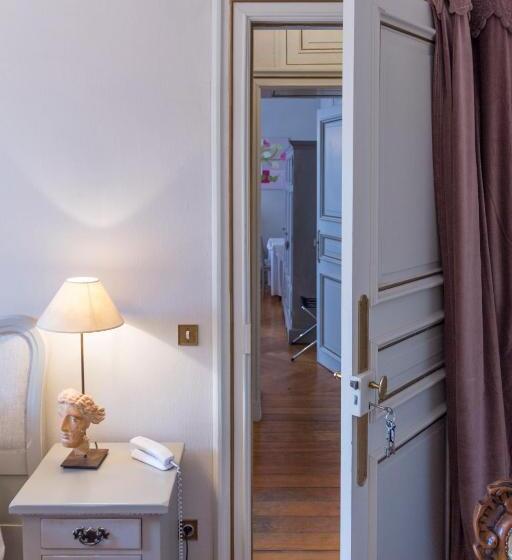 Семейный Номер Superior, Domaine De Beaupré   Hotel The Originals Relais