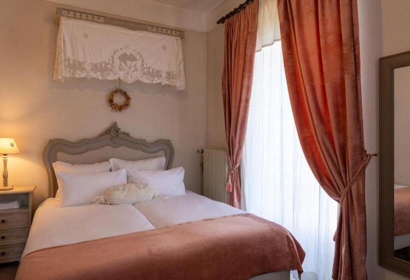 Семейный Номер, Domaine De Beaupré   Hotel The Originals Relais