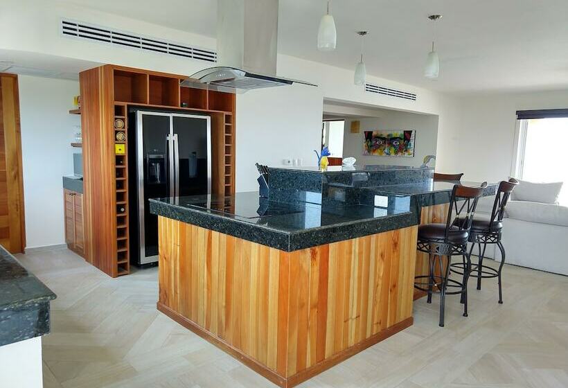 Apartament 4 Dormitoris, Penthouse Isla 33