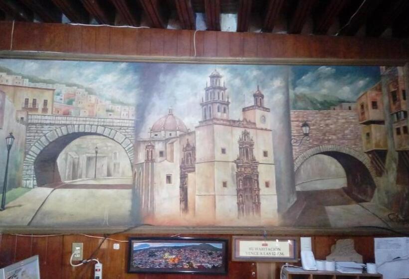スタンダード４人部屋, Posada De La Condesa