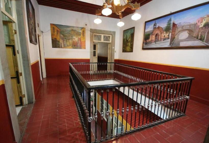 スタンダード４人部屋, Posada De La Condesa
