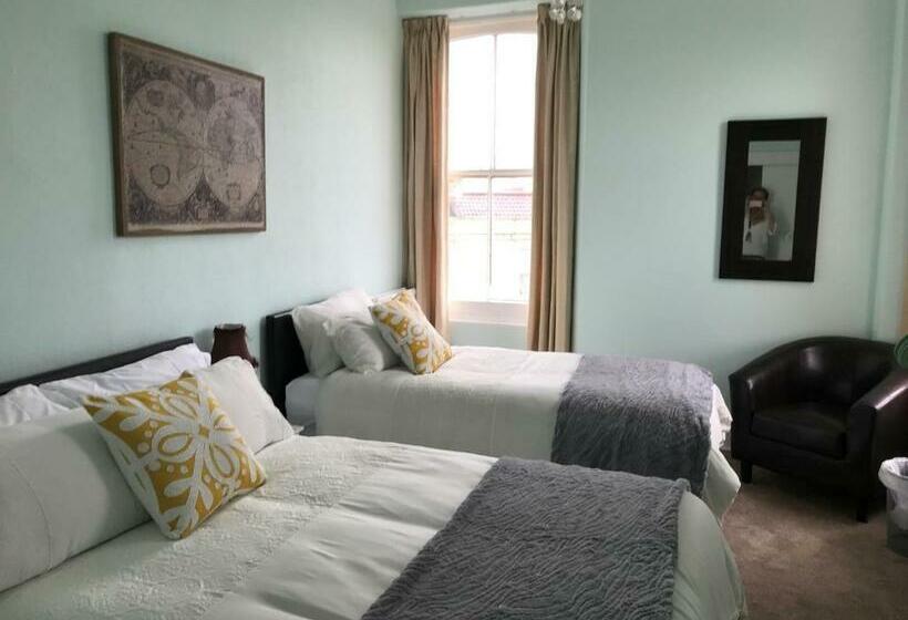 חדר סטנדרט לשלושה, Highlea Guest House