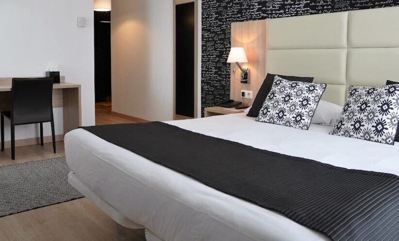 Quarto Estandar, Grand Hôtel Brive