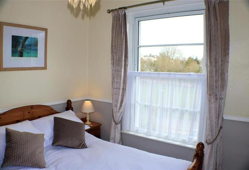 Семейный Номер, Gainsboro Guest House