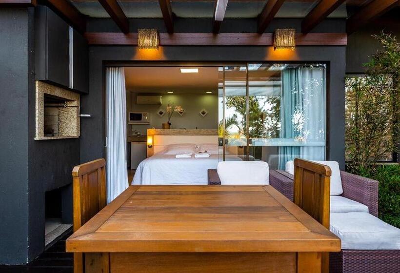 标准工作室带阳台, Morada Prainha