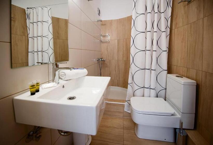 Трехместный Номер Deluxe, Olympion