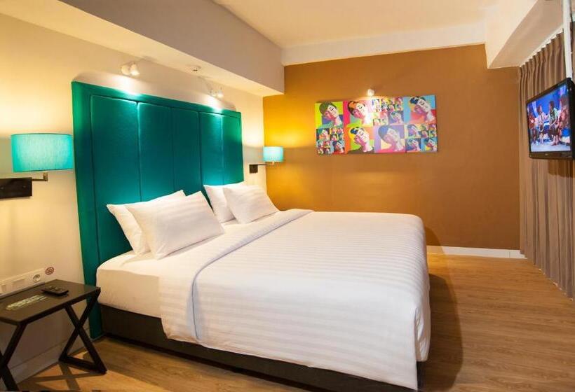 Полулюкс, Idoop Hotel By Prasanthi