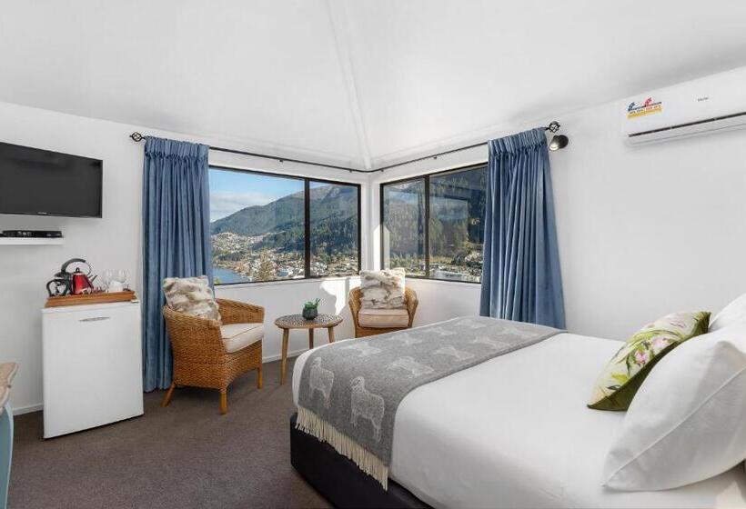 Quarto Superior, Balmoral Lodge