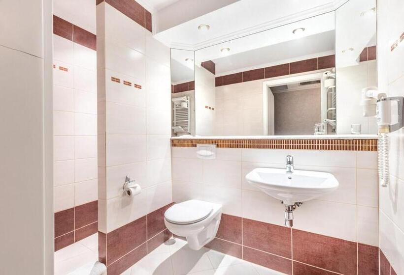 Номер Deluxe Кровать Кинг, Windsor W Jachrance