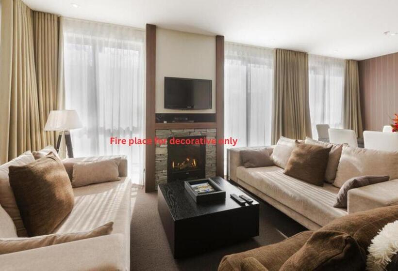 דירת שלושה חדרים, Queenstown Village Apartments