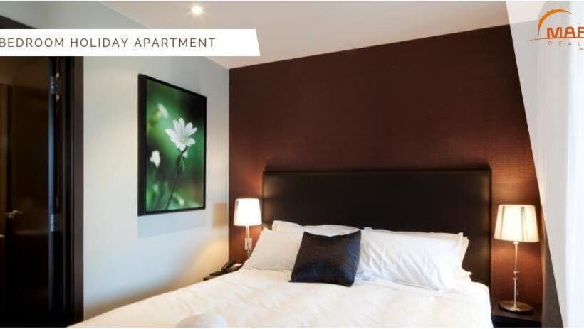 Apartamento 3 Dormitórios, Queenstown Village Apartments
