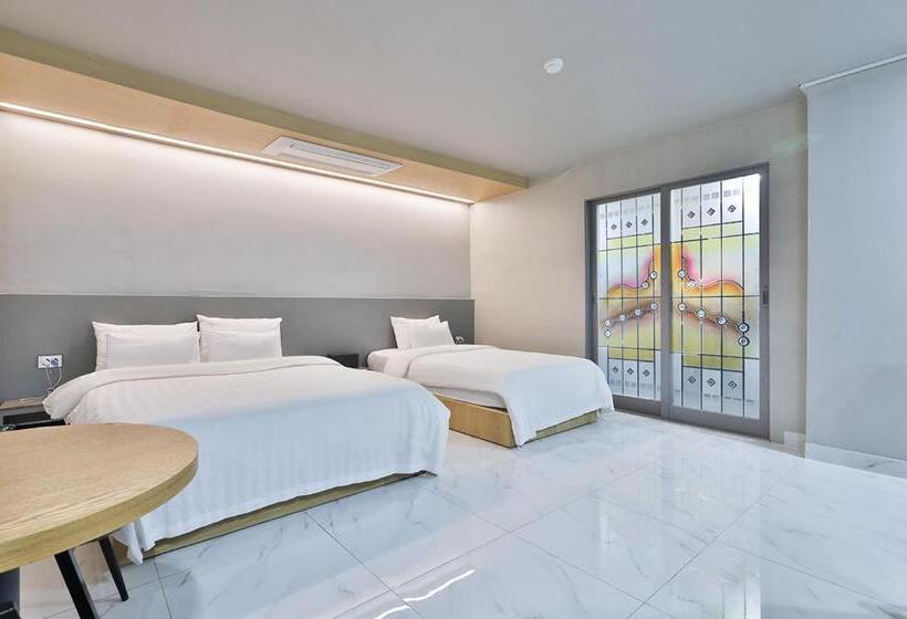 Номер Стандарт, Shire Hotel Busan Station