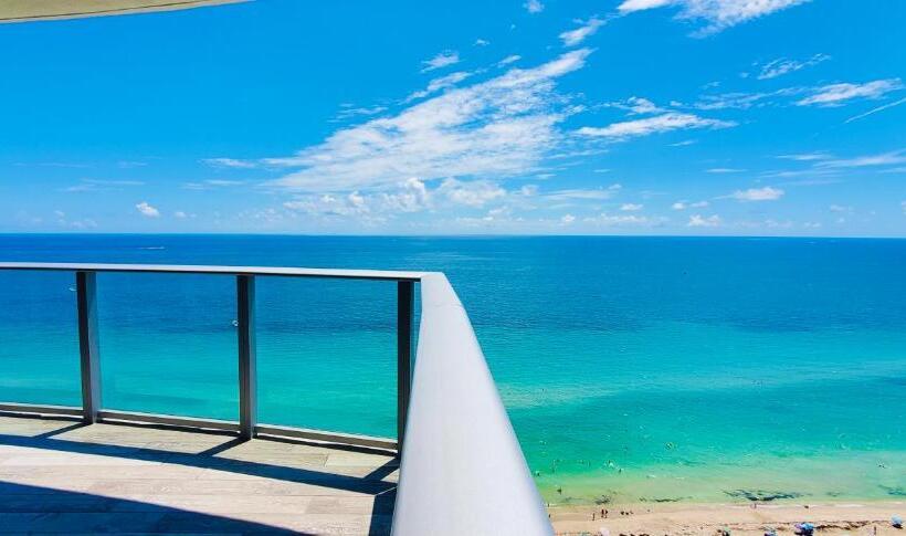 Люкс Superior Вид на Море, Dramatic Ocean View At Hyde Resort And Residences
