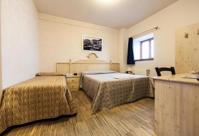 اتاق استاندارد سه نفره, Rifugio Sapienza
