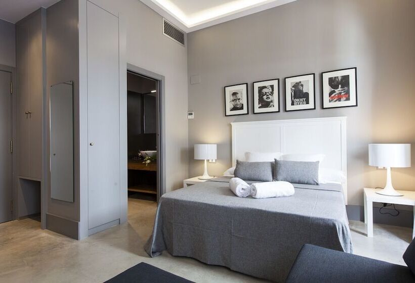 Estúdio Estandar com Sacada, Kare No Apartments By Sitges Group