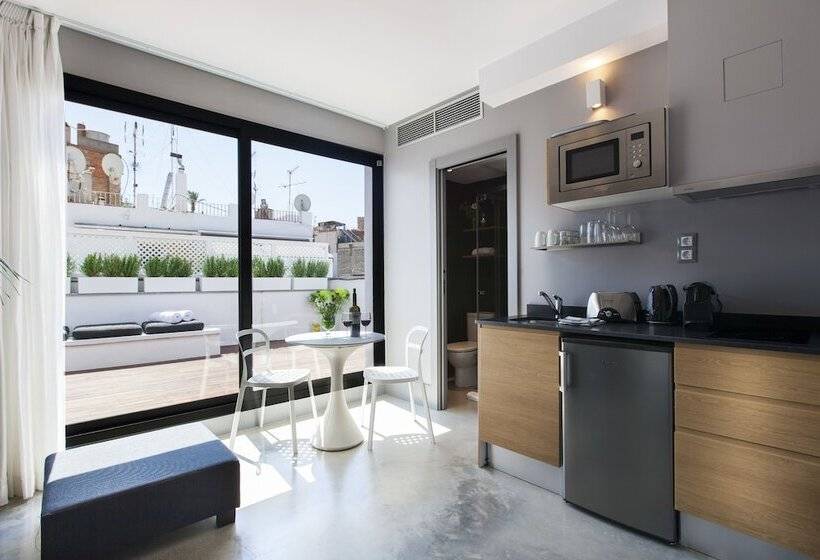 Студио Стандарт с Террасой, Kare No Apartments By Sitges Group