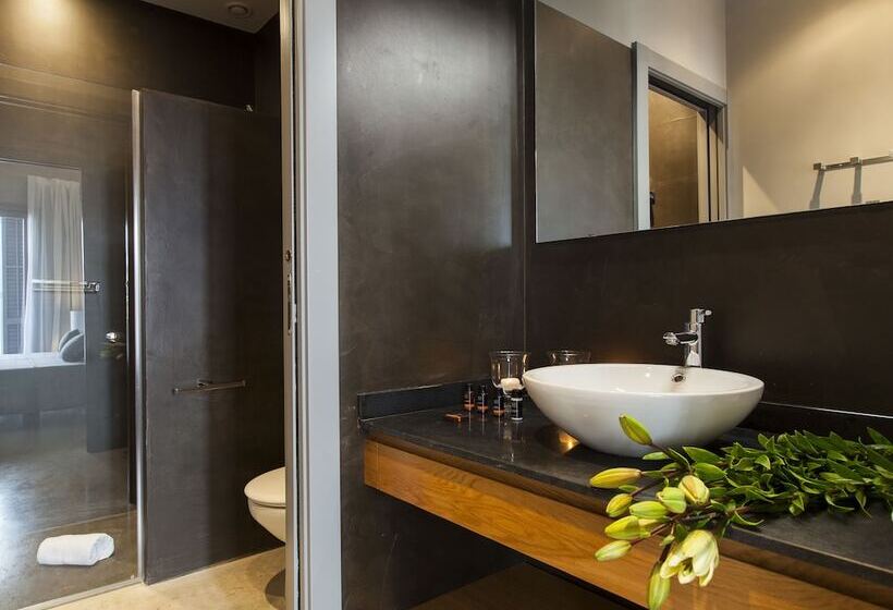 Estúdio Estandar com Sacada, Kare No Apartments By Sitges Group