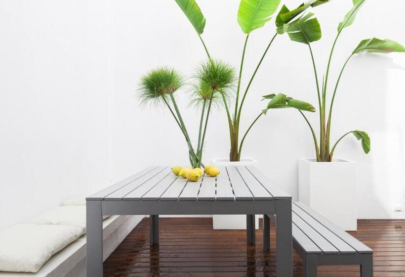 Студио Стандарт с Террасой, Kare No Apartments By Sitges Group