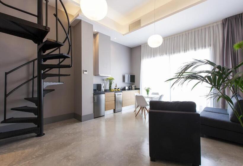 Студия Superior, Kare No Apartments By Sitges Group