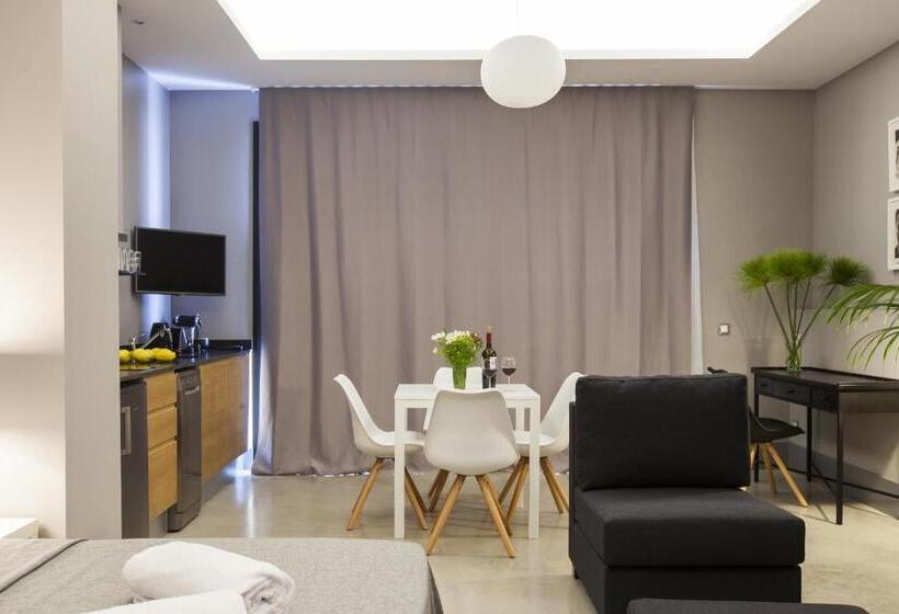 Студия Стандарт, Kare No Apartments By Sitges Group