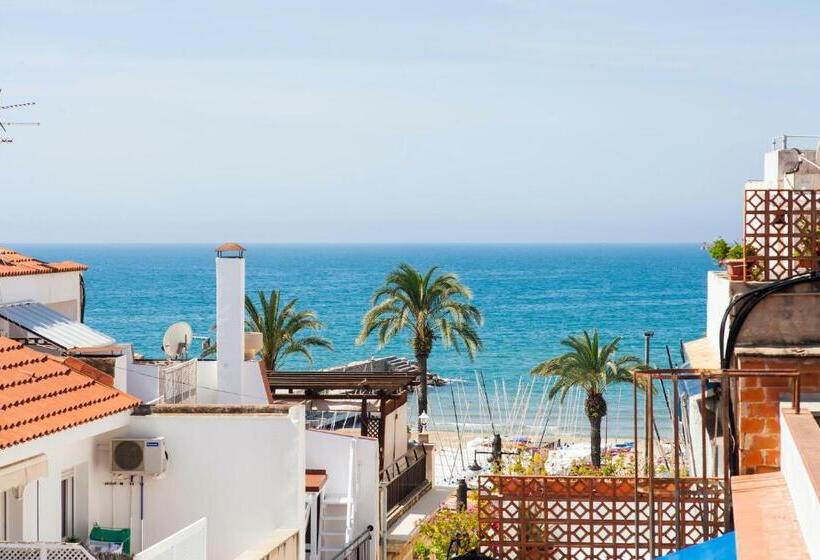 Студио Стандарт с Террасой, Kare No Apartments By Sitges Group