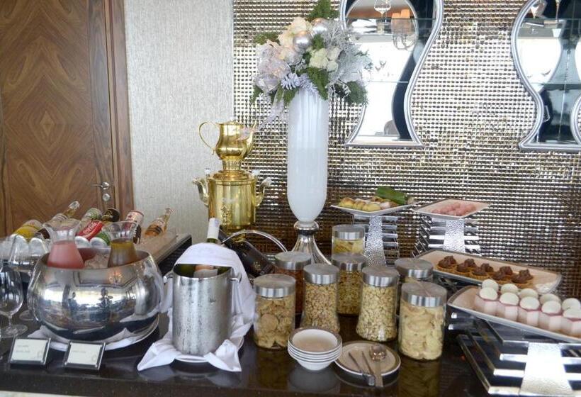 اتاق کلاب, The Trans Luxury Hotel Bandung