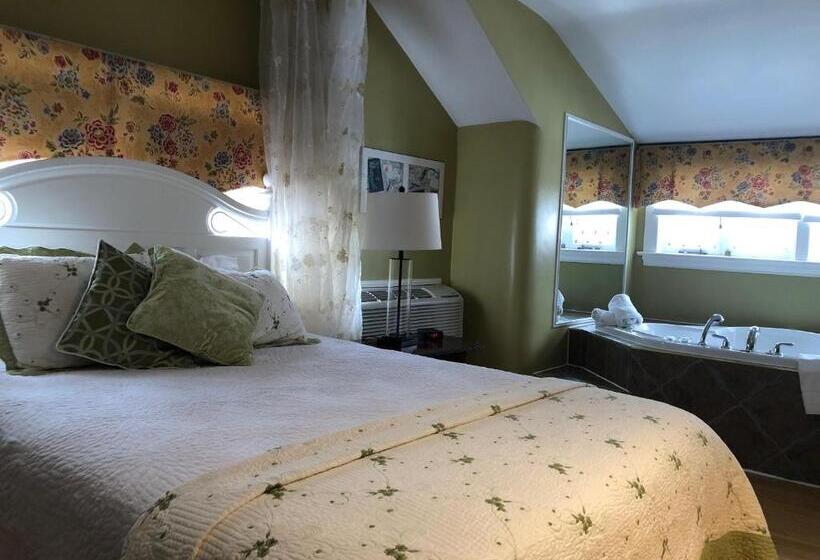 Номер Deluxe, Leaside Manor
