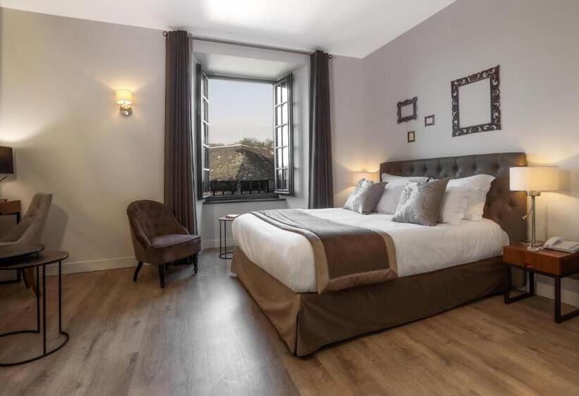 Номер Deluxe, Hôtel Joyet De Maubec