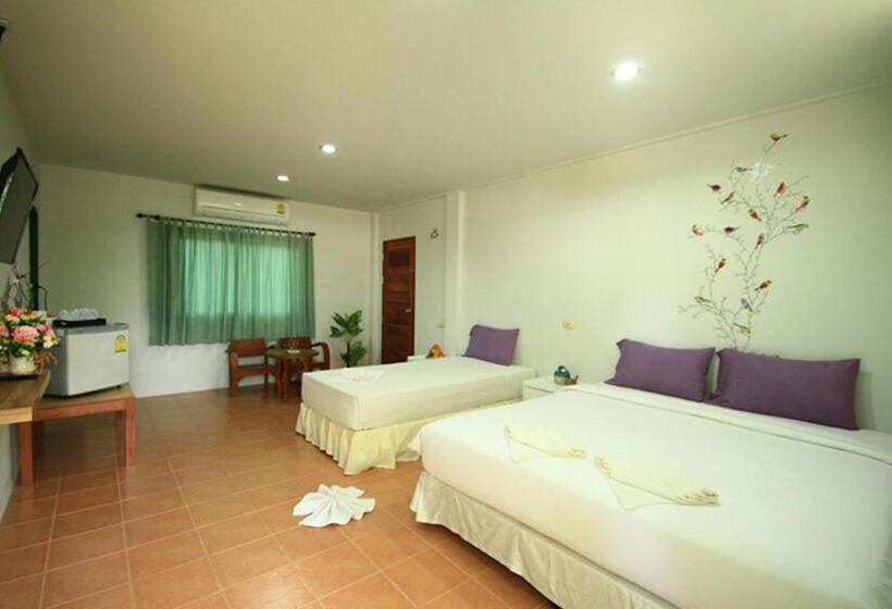 디럭스 트리플 룸, J.holiday Inn Krabi