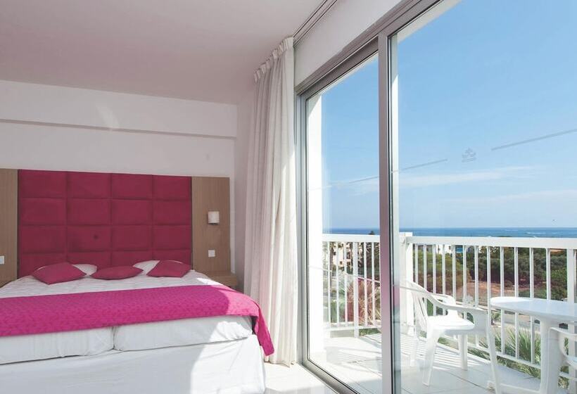 Студия Стандарт Вид на Море, Marlita Beach Hotel Apartments