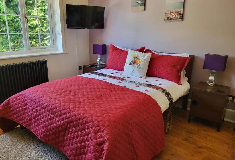 Номер Стандарт, Little Robin Gate   Free Parking   Central   10 Min Walk To Train Station