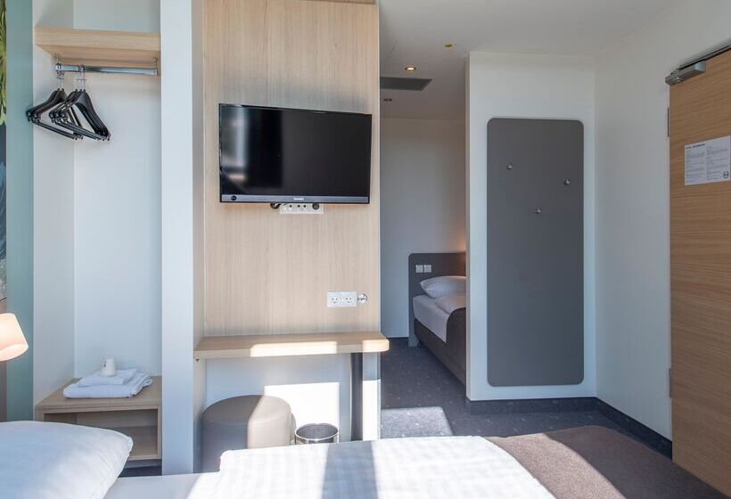 Номер Стандарт, B&b Hotel München Trudering