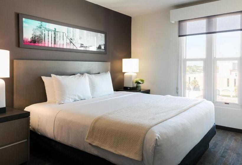 Студио Стандарт Кровать Кинг, Hyatt House Charleston Historic District