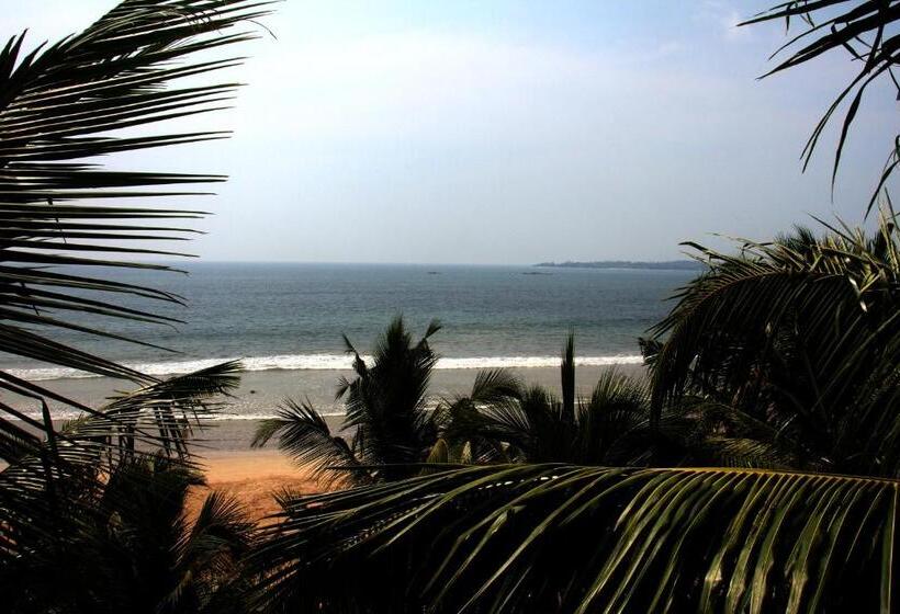 Трехместный Номер Deluxe Вид на Море, Jagabay Resort & Surfing School