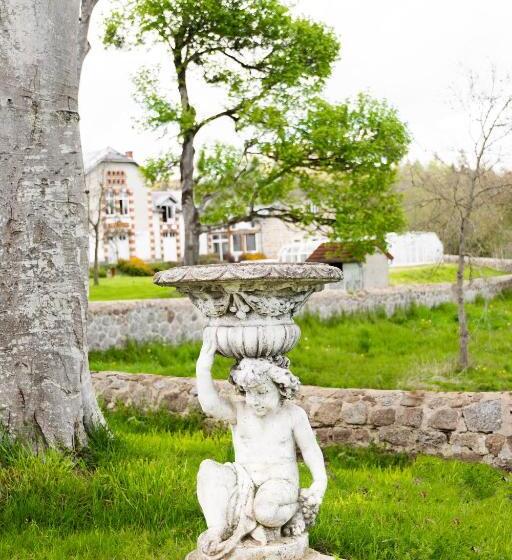 Номер Стандарт Вид на Сад, Château De Chazelpaud