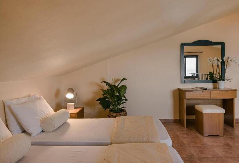 Family Suite, Griffon Kymi Hotel Previously Known As Valledi Village