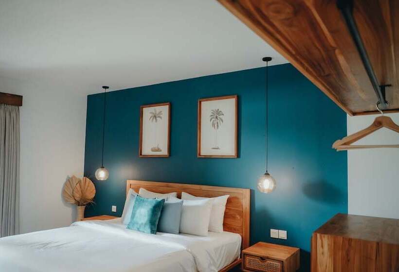 Номер Премиум, Porter Hotel   Surf & Yoga Retreat