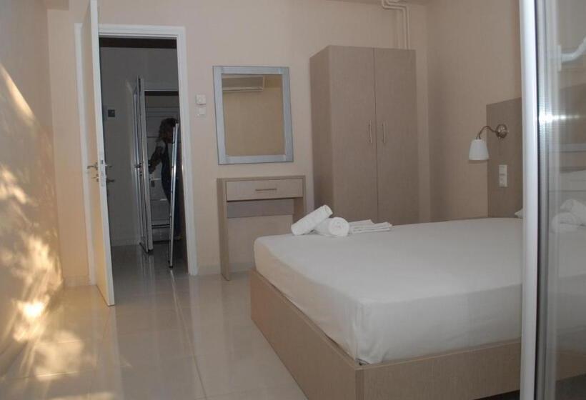 غرفة عائلية, Eleni Kandilari Rooms