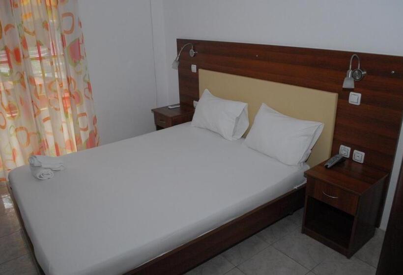 شقة غرفة واحدة مطلة على الحديقة, Eleni Kandilari Rooms
