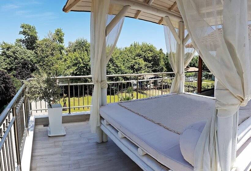 استودیوی سوپریور, Efrosini Hotel Apartments & Studios