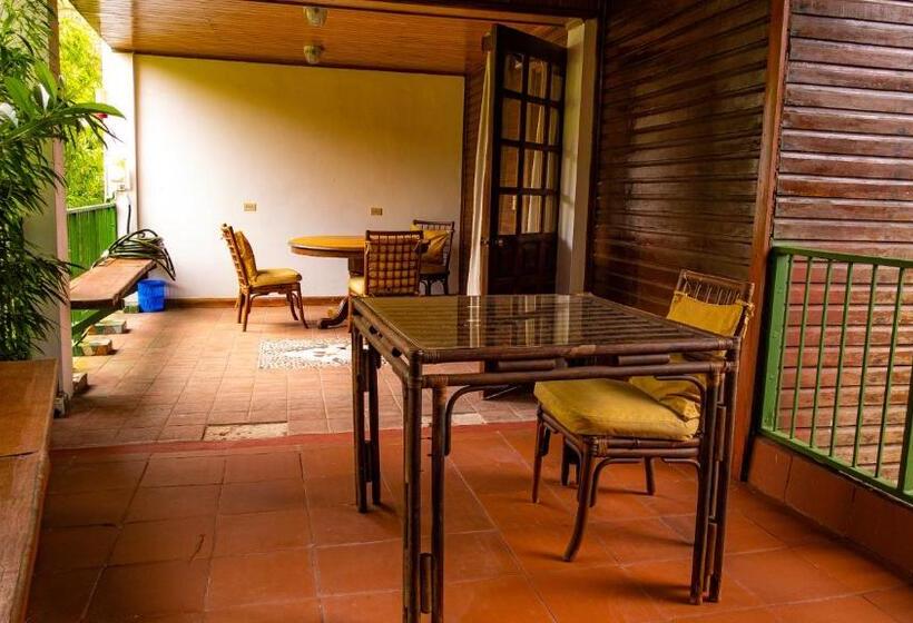 Люкс Повышенной Комфортности, Los Quetzales Ecolodge & Spa