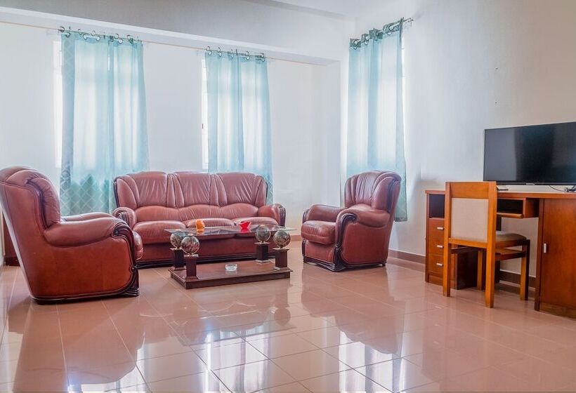 سوییت, Residencial Cosmos
