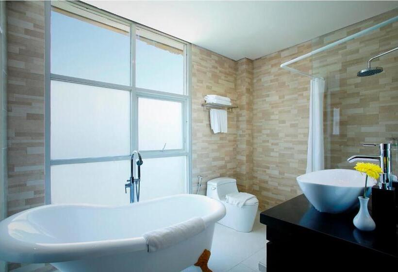 سوییت خانوادگی, The Visala Boutique Suites Seminyak