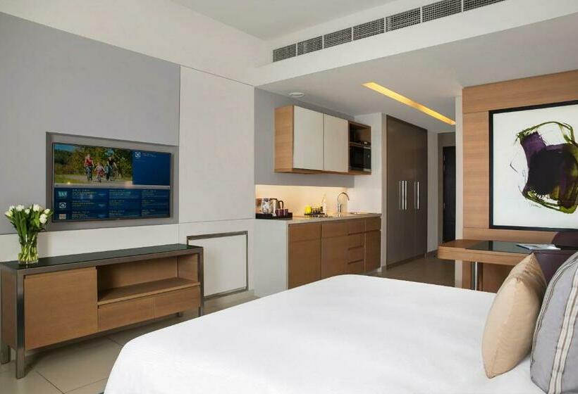 Quarto standart cama de casal, Capital Centre Arjaan By Rotana