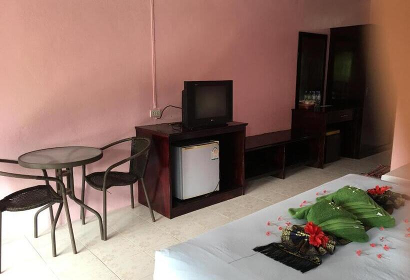 חדר דלוקס, Lanta Garden Home