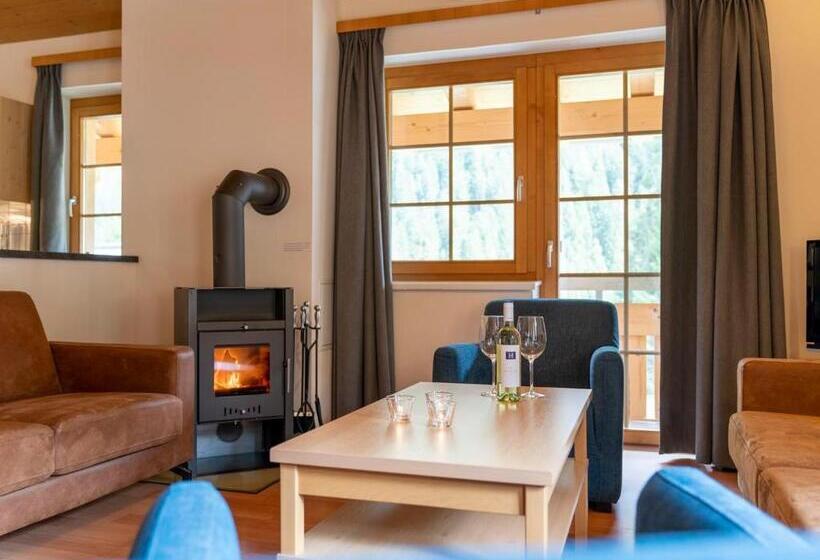 Апартаменты 3 Спальни, Landal Hochmontafon