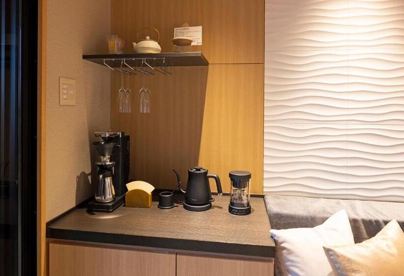 Четырехместный Номер Deluxe, Biwako Ryokusuitei